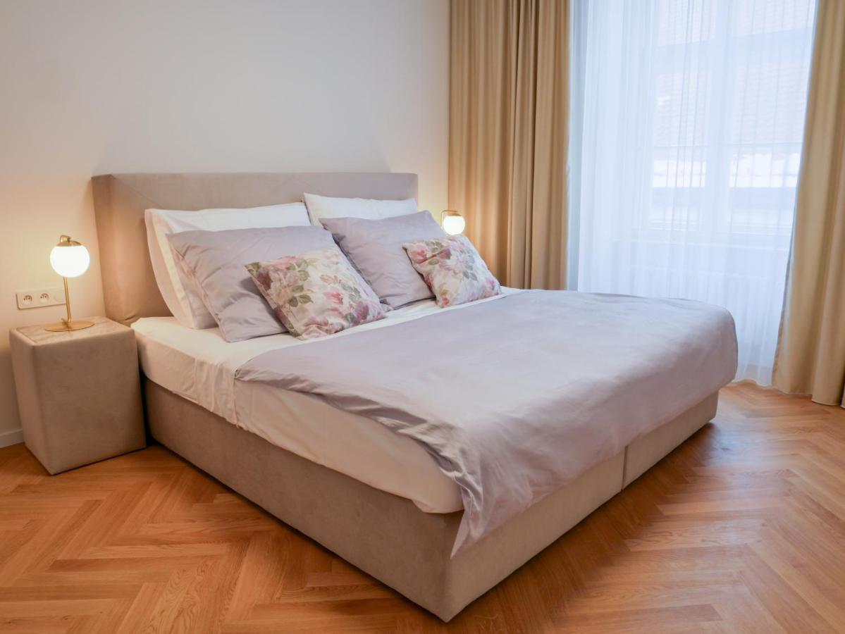Laurinska 1 Apartments Μπρατισλάβα Εξωτερικό φωτογραφία