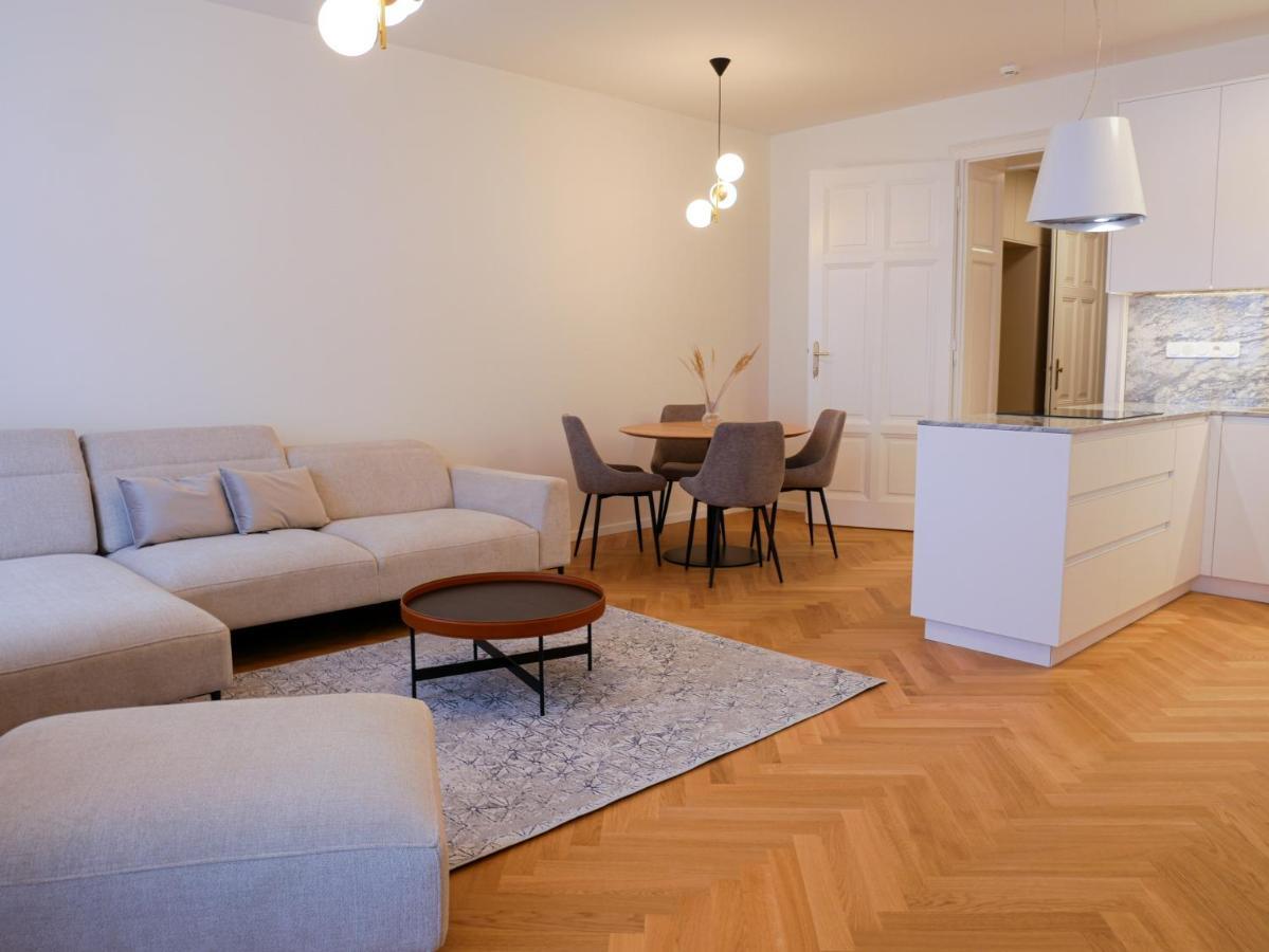 Laurinska 1 Apartments Μπρατισλάβα Εξωτερικό φωτογραφία