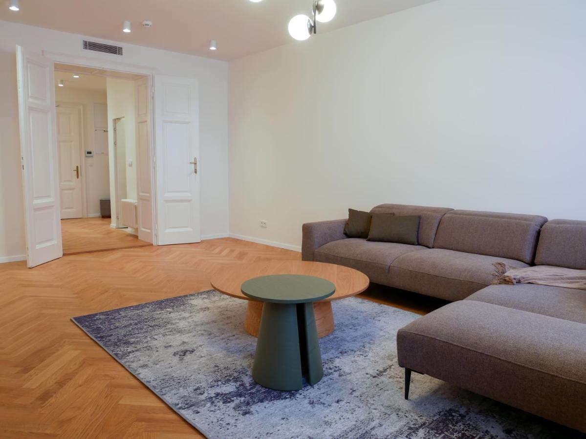Laurinska 1 Apartments Μπρατισλάβα Εξωτερικό φωτογραφία
